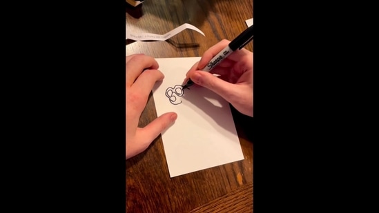 Man with autism draws Husky with goggles on fan's request. Internet is ...