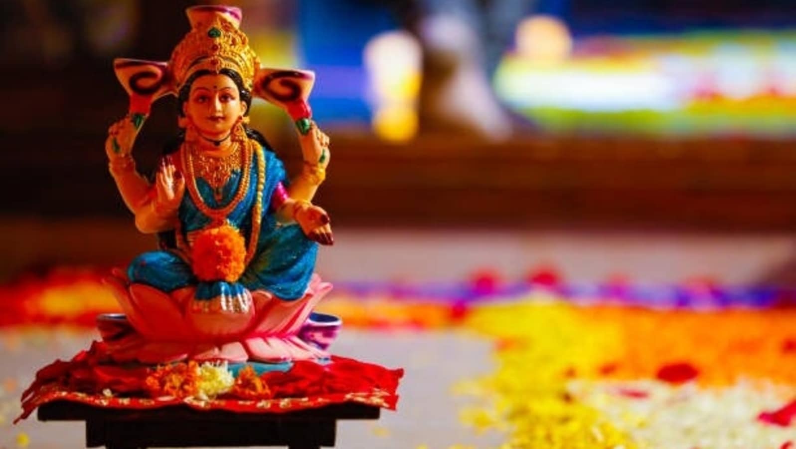 Diwali Laxmi puja 2022 Dos and don'ts while doing arti Hindustan Times