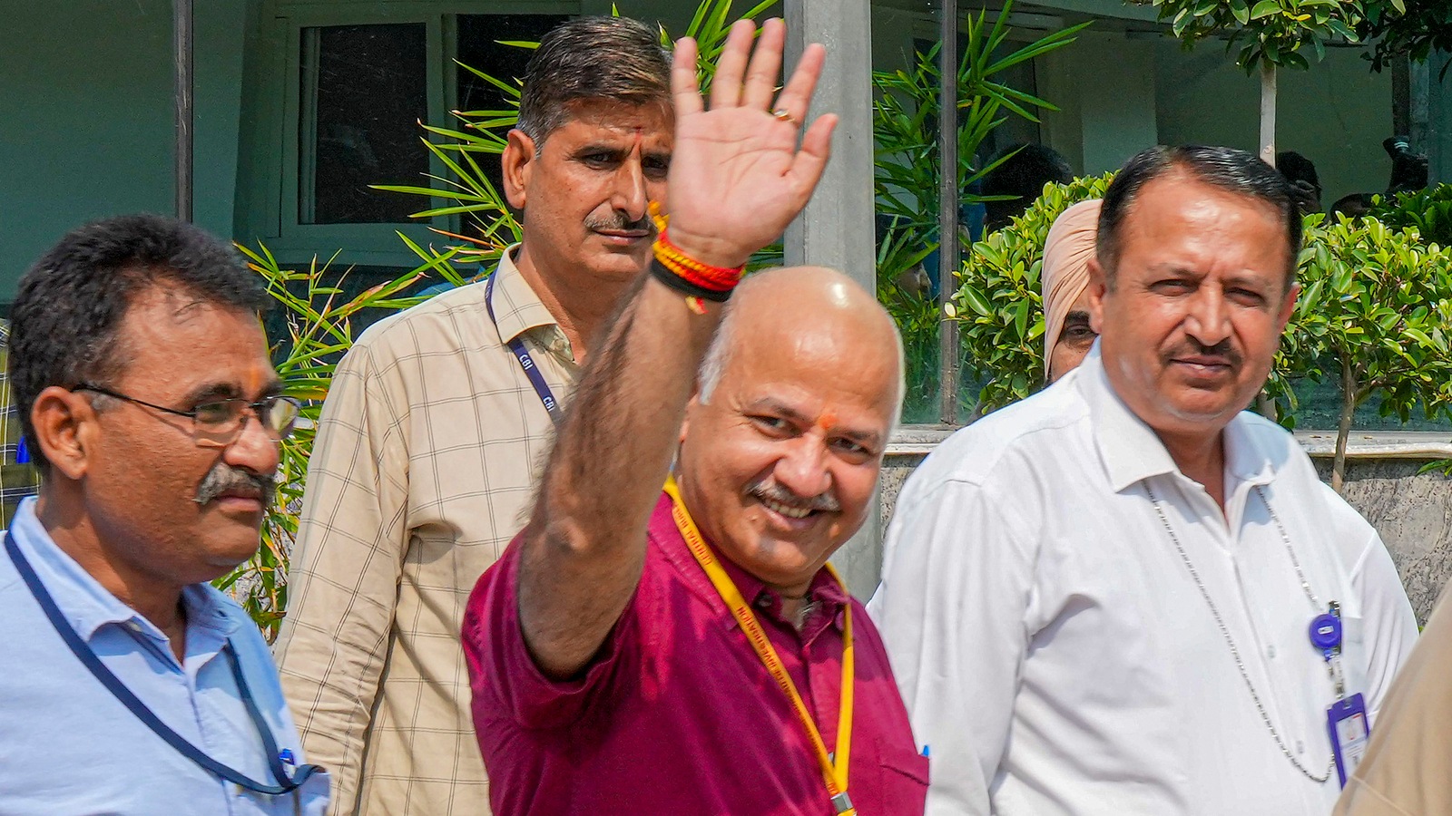 Manish Sisodia Biography – Age, life, Wife, Family, Education, Career, Net worth & Much More