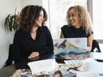 Effective ways to manage hot flashes during office hours or between meetings(Tatiana Castrillon) Effective ways to manage hot flashes during office hours or between meetings(Tatiana Castrillon)