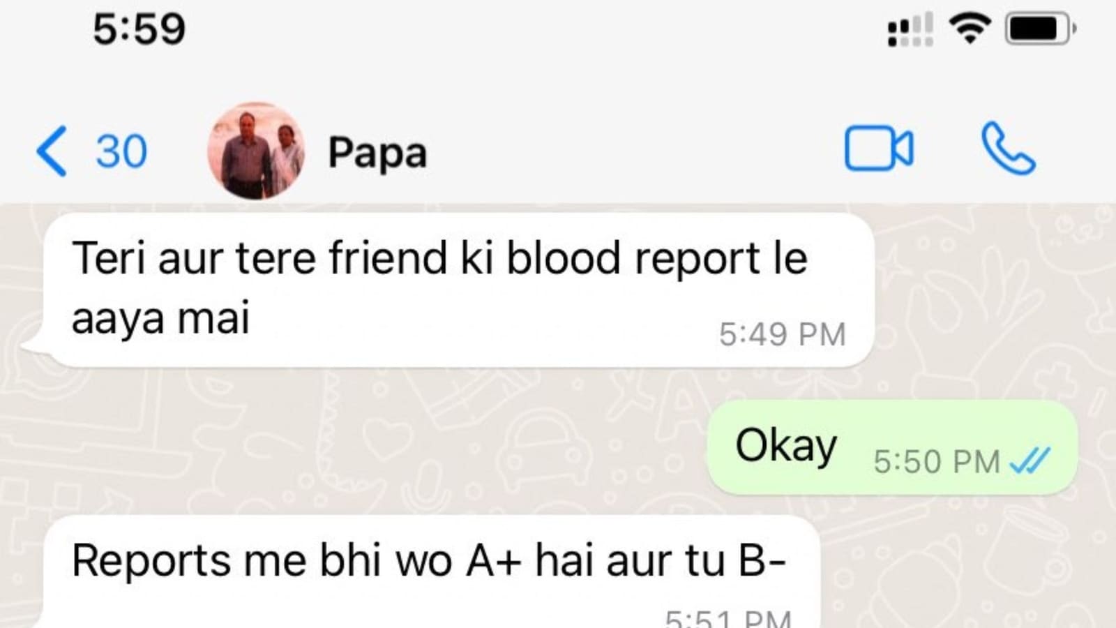 Dad's hilarious WhatsApp exchange with daughter leaves netizens laughing