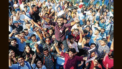 HSA’s Himanshu Arora, newly elected president of Post Graduate Government College, Sector 11, celebrating with his supporters on Tuesday. (Keshav Singh/HT) HSA’s Himanshu Arora, newly elected president of Post Graduate Government College, Sector 11, celebrating with his supporters on Tuesday. (Keshav Singh/HT)