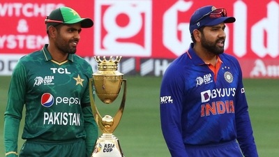 India's Rohit Sharma and Pakistan's Babar Azam pose with the Asia Cup trophy. (REUTERS)