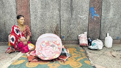 Manju outside Kasturba Hospital Manju outside Kasturba Hospital