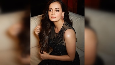 Dia Mirza's hairstylist Shraddha Mishra gave her the classic glossy wavy hair look. (Instagram/@diamirzaofficial) Dia Mirza's hairstylist Shraddha Mishra gave her the classic glossy wavy hair look. (Instagram/@diamirzaofficial)