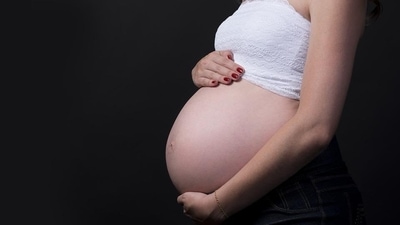 Exposure to glyphosate in pregnancy causes lower birth weights in babies: Study (Pixabay)
