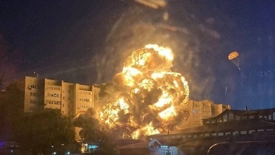 A Su-34 bomber came down after one of its engines caught fire during takeoff, the Russian Defense Ministry said. A Su-34 bomber came down after one of its engines caught fire during takeoff, the Russian Defense Ministry said.