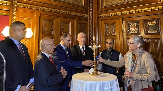 This is a picture of the Diwali celebrations in the State Rooms of the Speaker's House in the Houses of Parliament complex at the Palace of Westminster in London.(PTI)