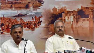 RSS general secretary Dattatreya Hosabale (left) addressing media in Prayagraj on Wednesday. The Sangh’s akhil Bharatiya prachar pramukh Sunil Ambedkar was also present. (HT PHOTO) RSS general secretary Dattatreya Hosabale (left) addressing media in Prayagraj on Wednesday. The Sangh’s akhil Bharatiya prachar pramukh Sunil Ambedkar was also present. (HT PHOTO)