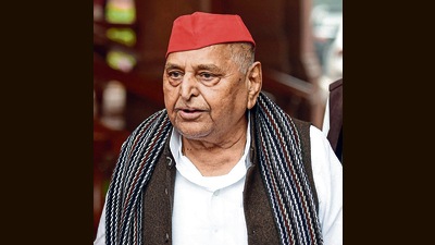 Mulayam Singh Yadav started his political career as a young leader in the Jayaprakash Narayan movement before the Emergency and became the face of Mandal politics during the protests over other backward classes (OBC) reservations in north India and the messiah of backward groups in UP (PTI) Mulayam Singh Yadav started his political career as a young leader in the Jayaprakash Narayan movement before the Emergency and became the face of Mandal politics during the protests over other backward classes (OBC) reservations in north India and the messiah of backward groups in UP (PTI)