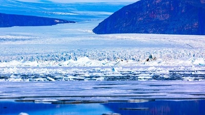 (FILES) The analysis found pronounced differences between viruses and hosts in the lakebed, "which is directly correlated to the risk of spillover," said Aris-Brosou. (AFP) (FILES) The analysis found pronounced differences between viruses and hosts in the lakebed, "which is directly correlated to the risk of spillover," said Aris-Brosou. (AFP)