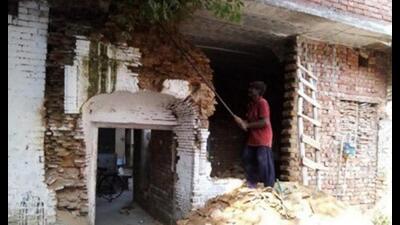 Gurdwara Chubcha Sahib, located in the capital city of Pakistan’s Punjab province, has been demolished by district authorities citing safety concerns in the locality, according to local media reports.