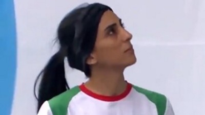 Iranian climber Elnaz Rekabi competing at an international tournament without hijab. Iranian climber Elnaz Rekabi competing at an international tournament without hijab.