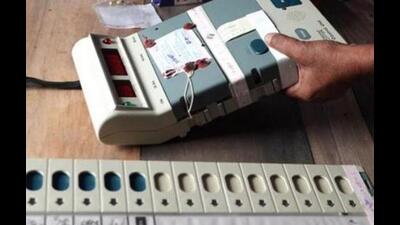 Soon after the BJP and Congress announced the first list of candidates for the Himachal assembly polls, revolts erupted in both parties in several constituencies. (HT Photo/ Representational image) Soon after the BJP and Congress announced the first list of candidates for the Himachal assembly polls, revolts erupted in both parties in several constituencies. (HT Photo/ Representational image)