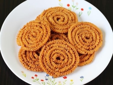Chakli recipe (Pinterest)