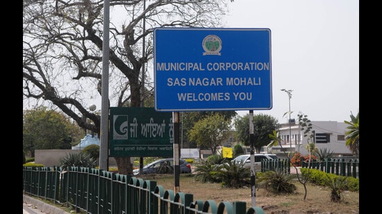 According to Mohali MC officials, PSPCL owes the civic body ₹6.43 crore tax till March 2021, and is yet to clear dues starting from the 2021-22 fiscal till date (HT File)