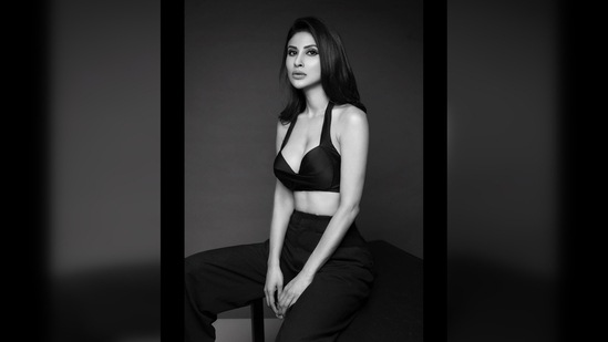 Mouni Roy shared a string of photos of herself and captioned her post, "It’s heaven when you find romance on your menu, isn’t it ?."(Instagram/@imouniroy)