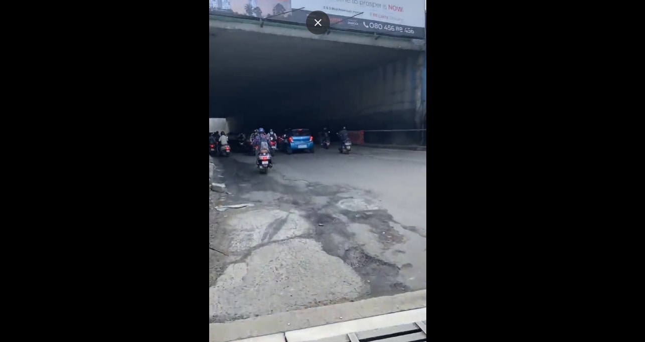 Potholes are a raging topic in Bengaluru, one of the biggest metropolitan cities of India. (Screengrab of Twitter video - @CitizenKamran)
