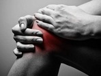 People all around the globe suffer from joint aches during the winter season.(Photo: Shutterstock) People all around the globe suffer from joint aches during the winter season.(Photo: Shutterstock)