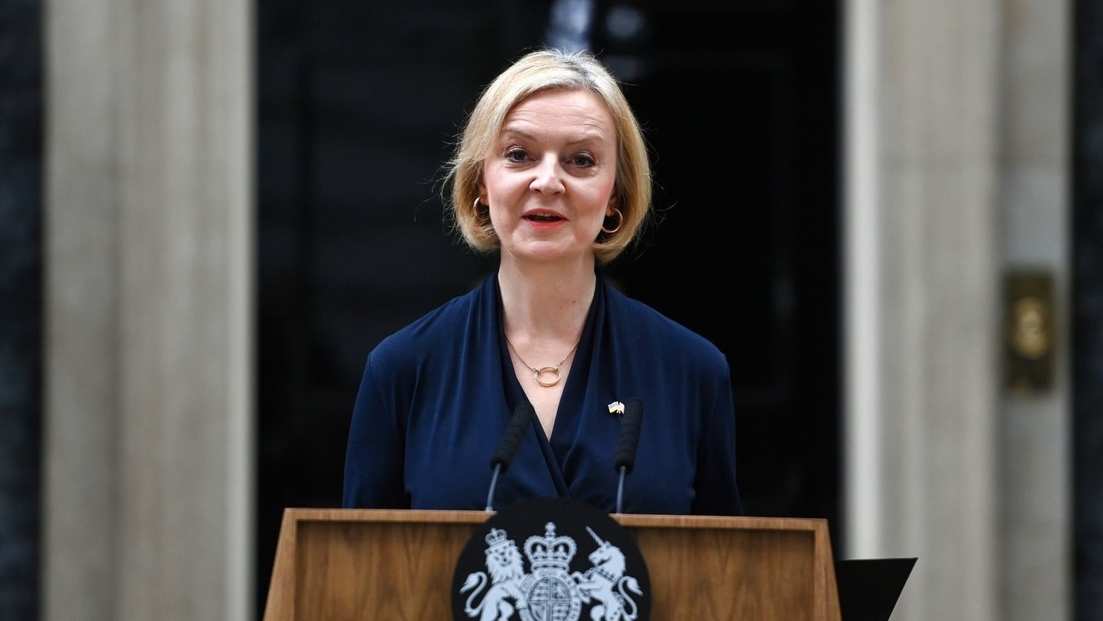 Uk Pm Resigns Liz Truss Third Tory To Be Toppled In A Row World News Hindustan Times 