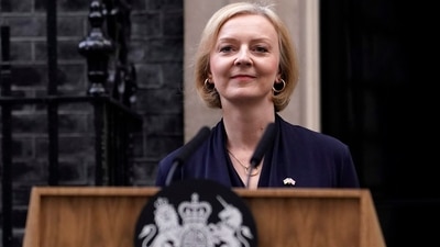 UK PM Liz Truss Resigns: Britain's Prime Minister Liz Truss addresses the media in Downing Street in London. (AP) UK PM Liz Truss Resigns: Britain's Prime Minister Liz Truss addresses the media in Downing Street in London. (AP)