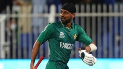 Shoaib Malik (AP) Shoaib Malik (AP)