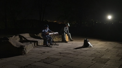 Sakharov Prize 2022: Street musicians play their instruments in a square without electric lights in Kyiv, Ukraine. (AP) Sakharov Prize 2022: Street musicians play their instruments in a square without electric lights in Kyiv, Ukraine. (AP)