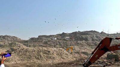 AAP held the protest near north Delhi’s Bhalswa landfill site. (Twitter)