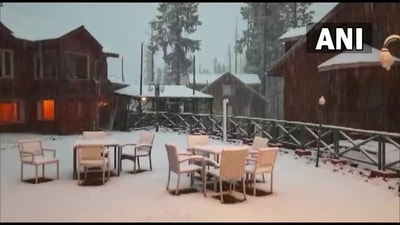 Fresh snowfall in Gulmarg covers resorts in upper reaches with couple inches of snow. (ANI) Fresh snowfall in Gulmarg covers resorts in upper reaches with couple inches of snow. (ANI)