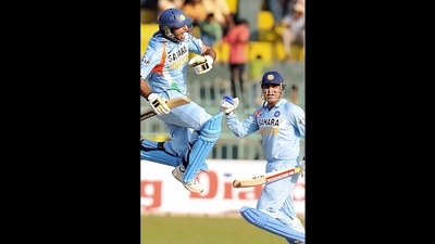 Yuvraj Singh wishes Virendra Sehwag on his 44th birthday. (Twitter/@YUVSTRONG12) Yuvraj Singh wishes Virendra Sehwag on his 44th birthday. (Twitter/@YUVSTRONG12)