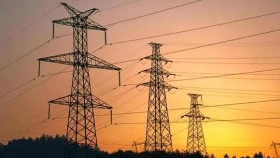 Along with downpours threatening to take some areas under water, residents will also be facing power cuts in Bengaluru, BESCOM data said. (HT file photo) Along with downpours threatening to take some areas under water, residents will also be facing power cuts in Bengaluru, BESCOM data said. (HT file photo)