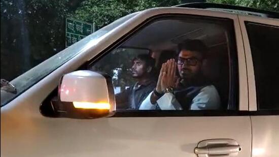 Shrikant Tyagi was released by the Luksar jail on Thursday evening, hours after the Surajpur court issued his release orders (Videograb)