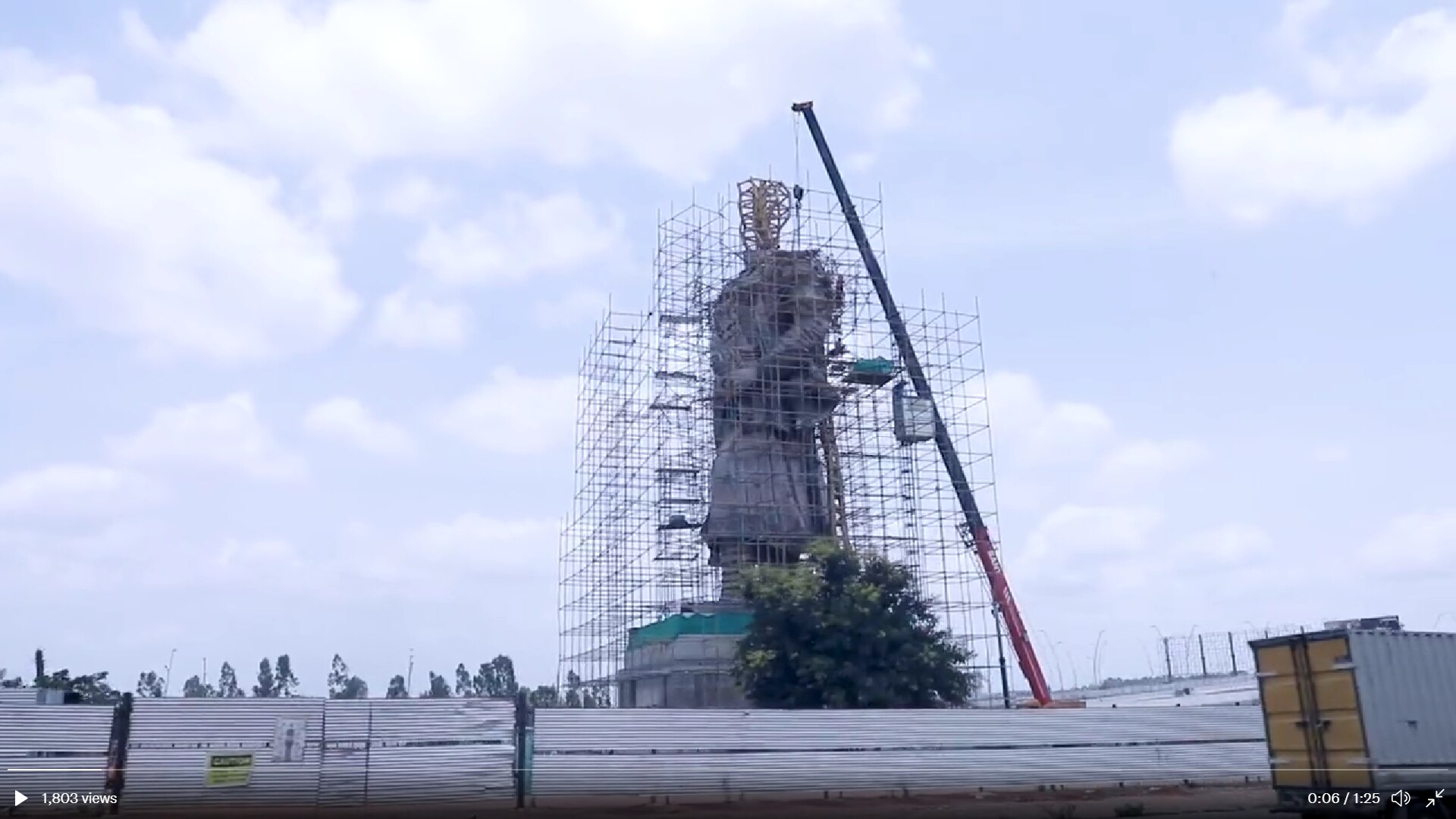 108 feet Kempegowda's bronze statue at the Bengaluru airport has been named as the "statue of prosperity". 108 feet Kempegowda's bronze statue at the Bengaluru airport has been named as the "statue of prosperity".