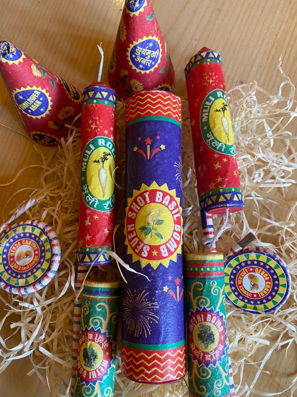 The Gurukul has procured special handcrafted seed crackers. These traditional looking bombs crackers – Anar’, ‘Chakri’, ‘Pataka’ and ‘Hawaai’ –have seeds of plants such as marigold, basil, sunflower in them and are made of handmade paper, which is 100% biodegradable. (HT Photo)