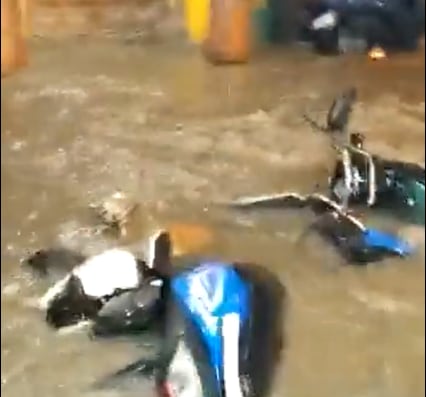Downpour in the city left many areas under water, with damage to property and vehicles. (Screengrab of Twitter video by @CitizenKamran) Downpour in the city left many areas under water, with damage to property and vehicles. (Screengrab of Twitter video by @CitizenKamran)
