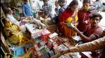 Indiscriminately bursting of any firecrackers or throwing any firecracker within 50 feet of any street or road, producing a sound of 125 decibels within 4 meters from the place where a firecracker is set off is prohibited. (REPRESENTATIVE PHOTO) Indiscriminately bursting of any firecrackers or throwing any firecracker within 50 feet of any street or road, producing a sound of 125 decibels within 4 meters from the place where a firecracker is set off is prohibited. (REPRESENTATIVE PHOTO)