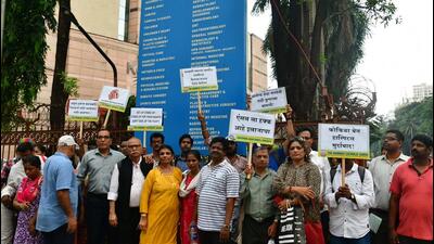 Around 50 representatives of Bombay Catholic Sabha protested outside Kokilaben Dhirubhai Ambani Hospital. (Bhushan Koyande/HT Photo)