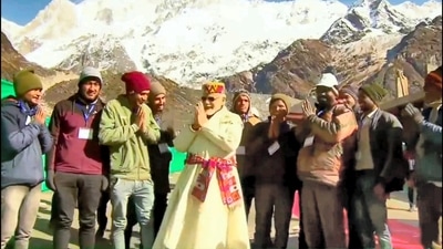 Modi will lay the foundation stones for road and ropeway projects worth <span class='webrupee'>₹</span>3,400 crore for the Kedarnath and Badrinath temples later in the afternoon as well as address a gathering at Mana village. (PTI) Modi will lay the foundation stones for road and ropeway projects worth <span class='webrupee'>₹</span>3,400 crore for the Kedarnath and Badrinath temples later in the afternoon as well as address a gathering at Mana village. (PTI)