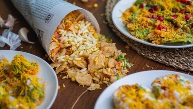 Diwali special recipes: 3 lip-smacking chaat recipes to pamper your taste buds (istockphoto) Diwali special recipes: 3 lip-smacking chaat recipes to pamper your taste buds (istockphoto)