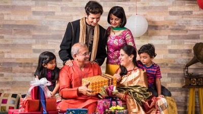 Diwali gifting ideas 2022: Surprise your loved ones with these amazing gifts (istockphoto) Diwali gifting ideas 2022: Surprise your loved ones with these amazing gifts (istockphoto)