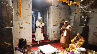 PM offering prayers at Kedarnath temple. (HT) PM offering prayers at Kedarnath temple. (HT)