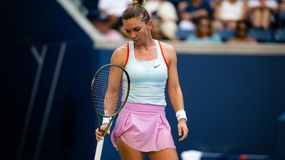 A dejected Simona Halep looks on (Getty) A dejected Simona Halep looks on (Getty)