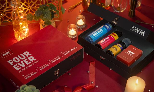 This energising set of four bath and body essentials includes a body wash, shampoo, face wash and EDT which work well as well as smell good. (By PHY) This energising set of four bath and body essentials includes a body wash, shampoo, face wash and EDT which work well as well as smell good. (By PHY)
