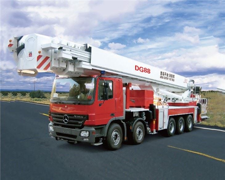 CM Bommai said it was essential for the Department of Fire & Emergency Services to have all facilities to reach hi-rise buildings during an emergency. (CSC Truck) CM Bommai said it was essential for the Department of Fire & Emergency Services to have all facilities to reach hi-rise buildings during an emergency. (CSC Truck)