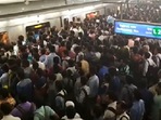 Crowd at Delhi metro.(Reddit/@wickedGamer65) Crowd at Delhi metro.(Reddit/@wickedGamer65)