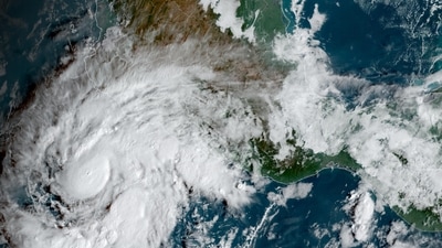 Category 3 Hurricane Roslyn: Satellite image taken of hurricane Roslyn approaching the Pacific coast of Mexico. (AP)