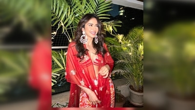 Rakul Preet, an avid social media user, shared pictures of her OOTD on her Instagram handle and captioned it, "Sugar and spice." (Instagram/@rakulpreet) Rakul Preet, an avid social media user, shared pictures of her OOTD on her Instagram handle and captioned it, "Sugar and spice." (Instagram/@rakulpreet)
