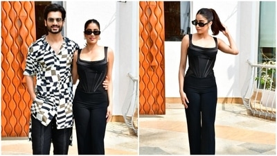 Janhvi Kapoor poses with Sunny Kaushal during Mili promotions in an all-black outfit. (HT Photo/Varinder Chawla) Janhvi Kapoor poses with Sunny Kaushal during Mili promotions in an all-black outfit. (HT Photo/Varinder Chawla)
