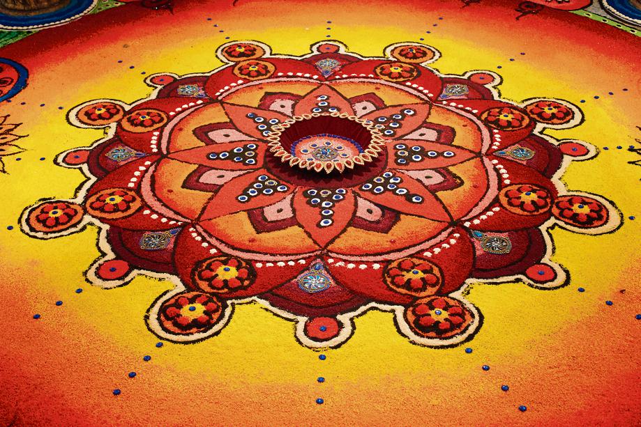 Getting a rangoli made by a professional can cost approximately  <span class='webrupee'>₹</span>6,000 for a 4X4 feet design. (Photo: Shutterstock)