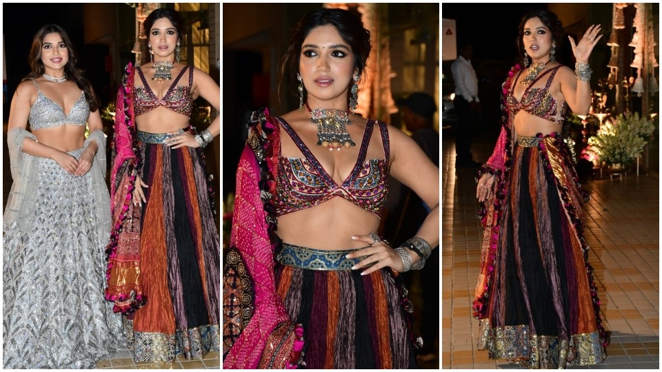 Bhumi Pednekar poses for the paparazzi at her Diwali bash. (HT Photo/Varinder Chawla)